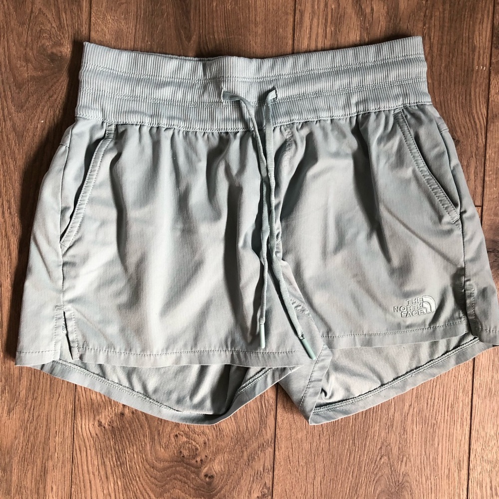 Women’s North Face hiking shorts